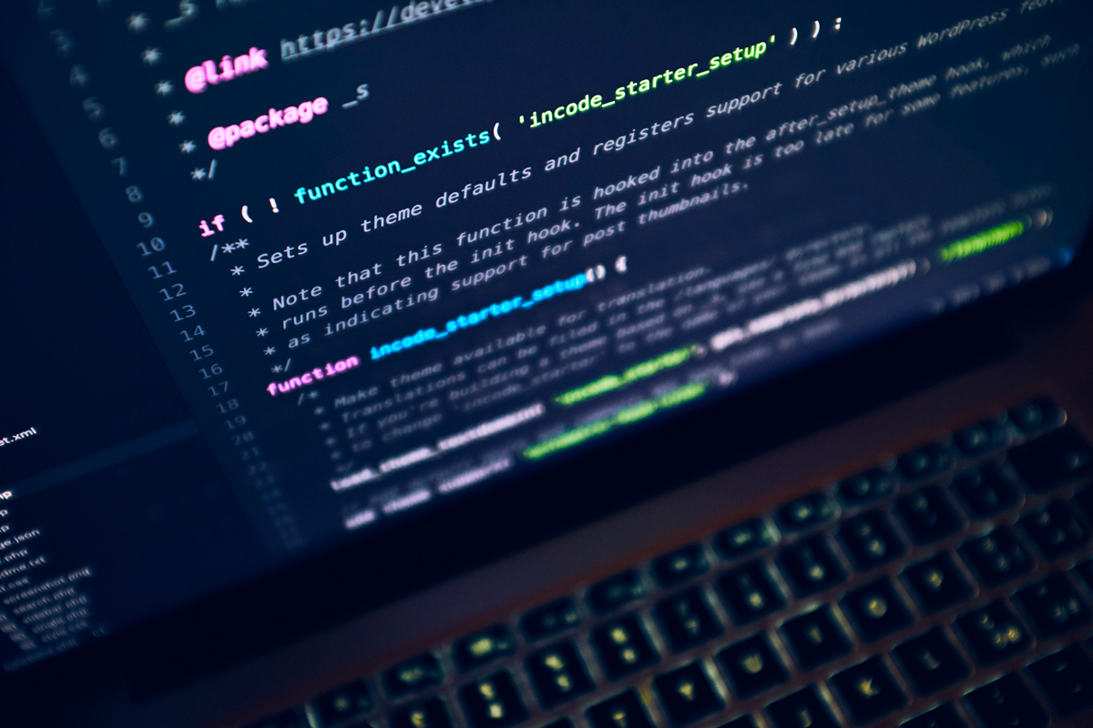 Bitrix: Отслеживание изменения свойств элемента инфоблока при помощи обработчика событий